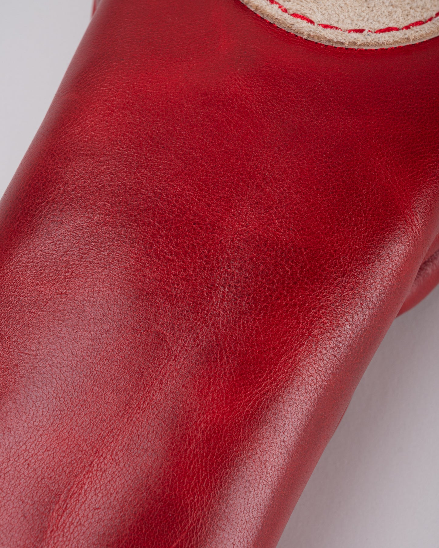 RED "MUSTANG STANDARD" FAIRWAY WOOD COVER